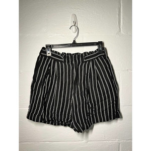 A New Day Pinstripe High‎ Waist Shorts Women's Size Small